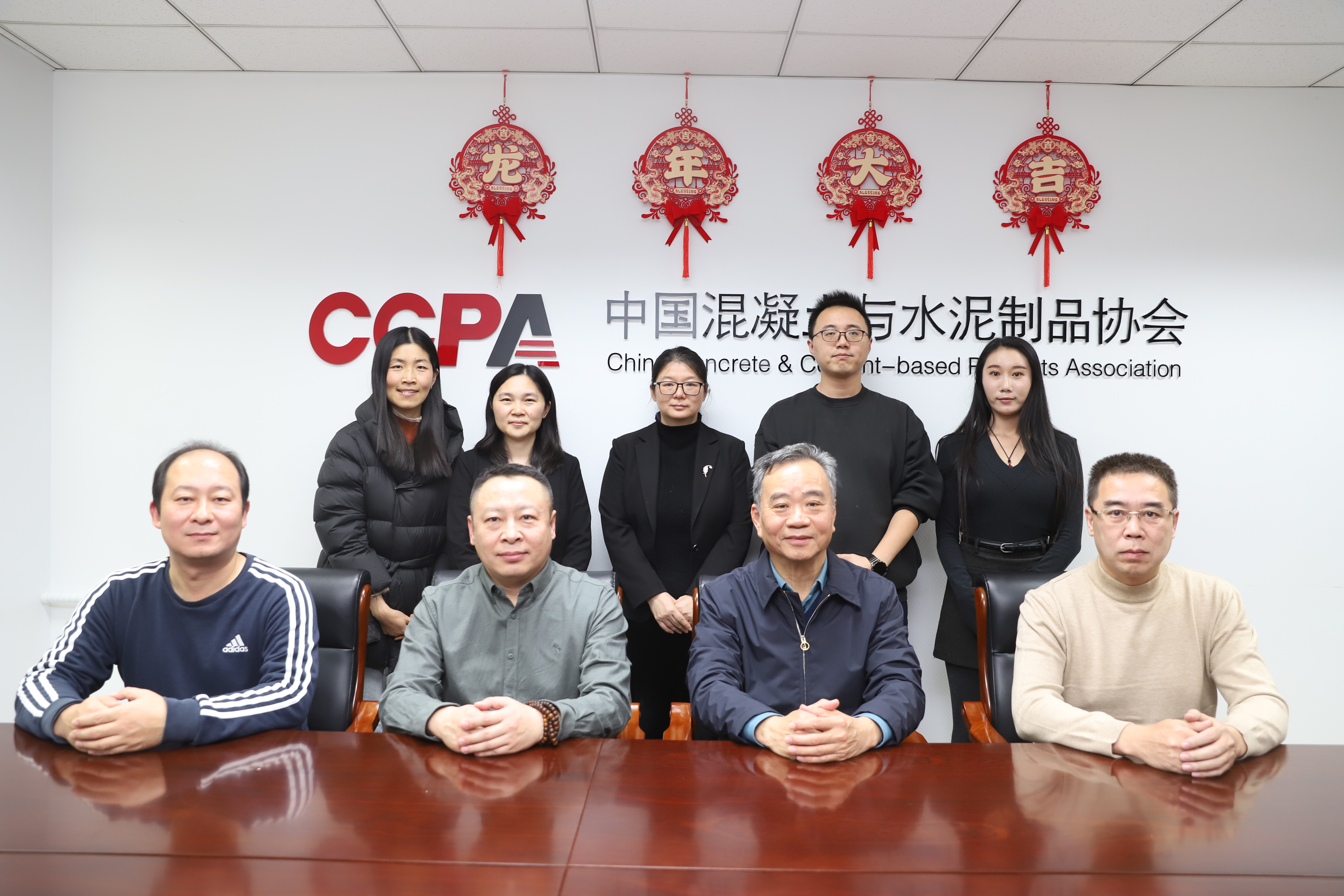 <b>中邦科技董事長史云強(qiáng)一行到訪中國混凝土與水泥制品協(xié)會(huì)</b>